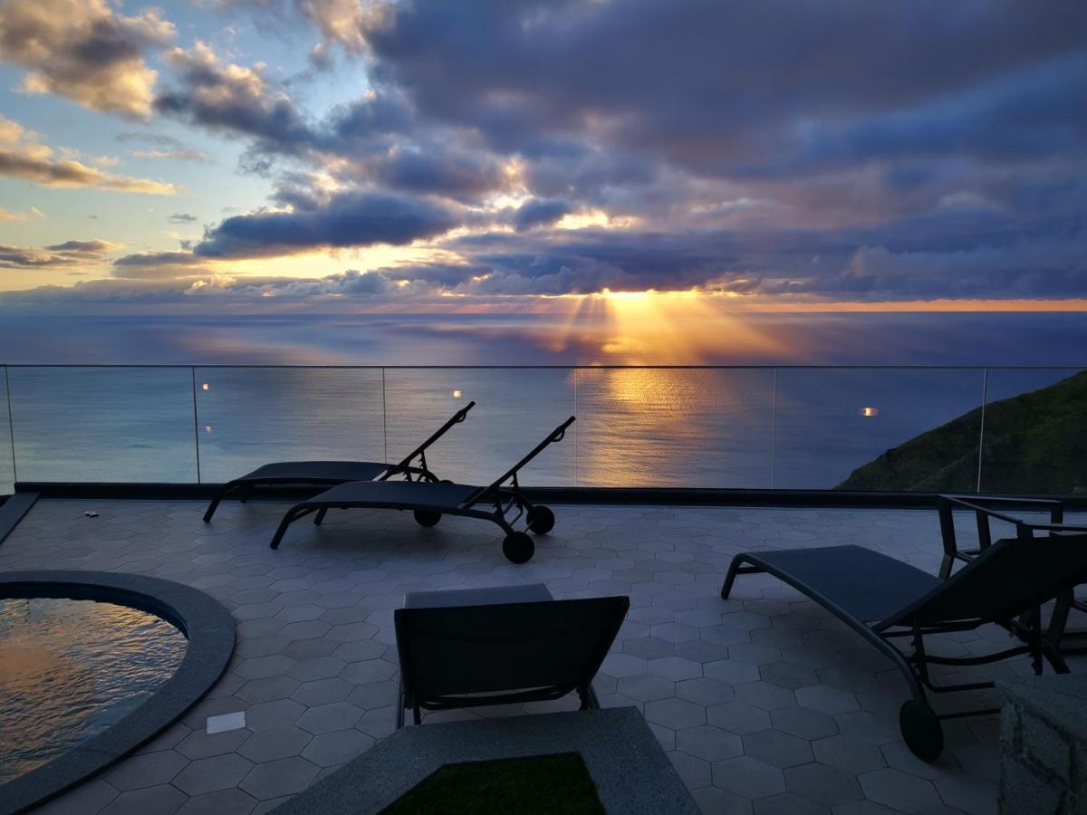 Fajã da Ovelha The Cliffhouse By Lovelystay מראה חיצוני תמונה